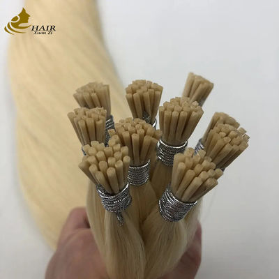 Le estensioni di capelli a base di cheratina di Indian Remy sono personalizzate.