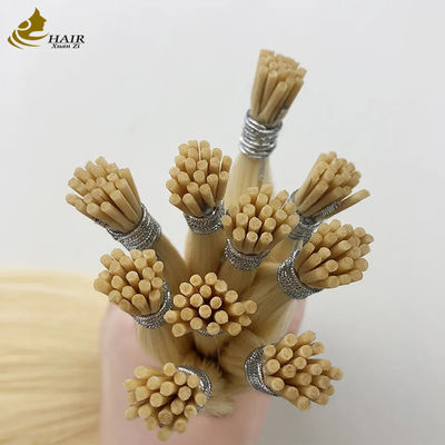 Le estensioni di capelli a base di cheratina di Indian Remy sono personalizzate.