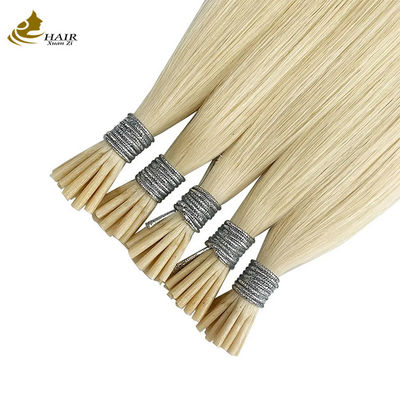 Le estensioni di capelli a base di cheratina di Indian Remy sono personalizzate.